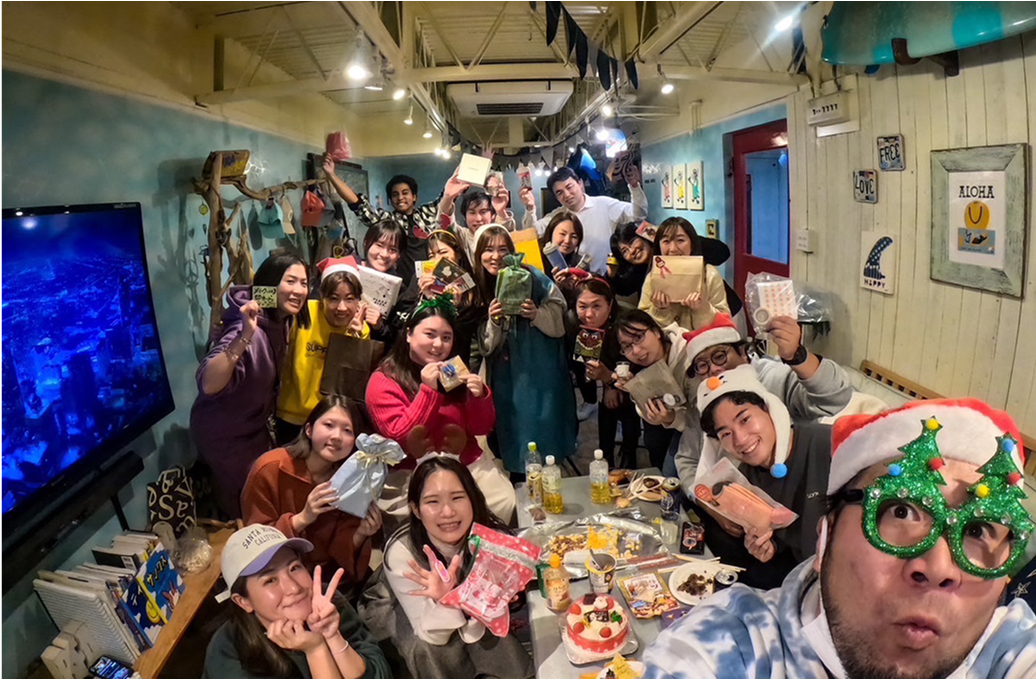 野外活動の集合写真