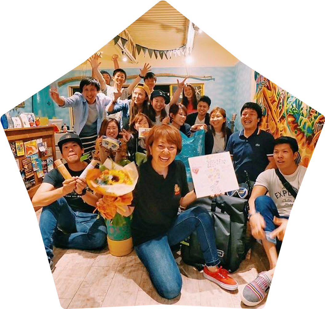 店内でイベント開催した集合写真